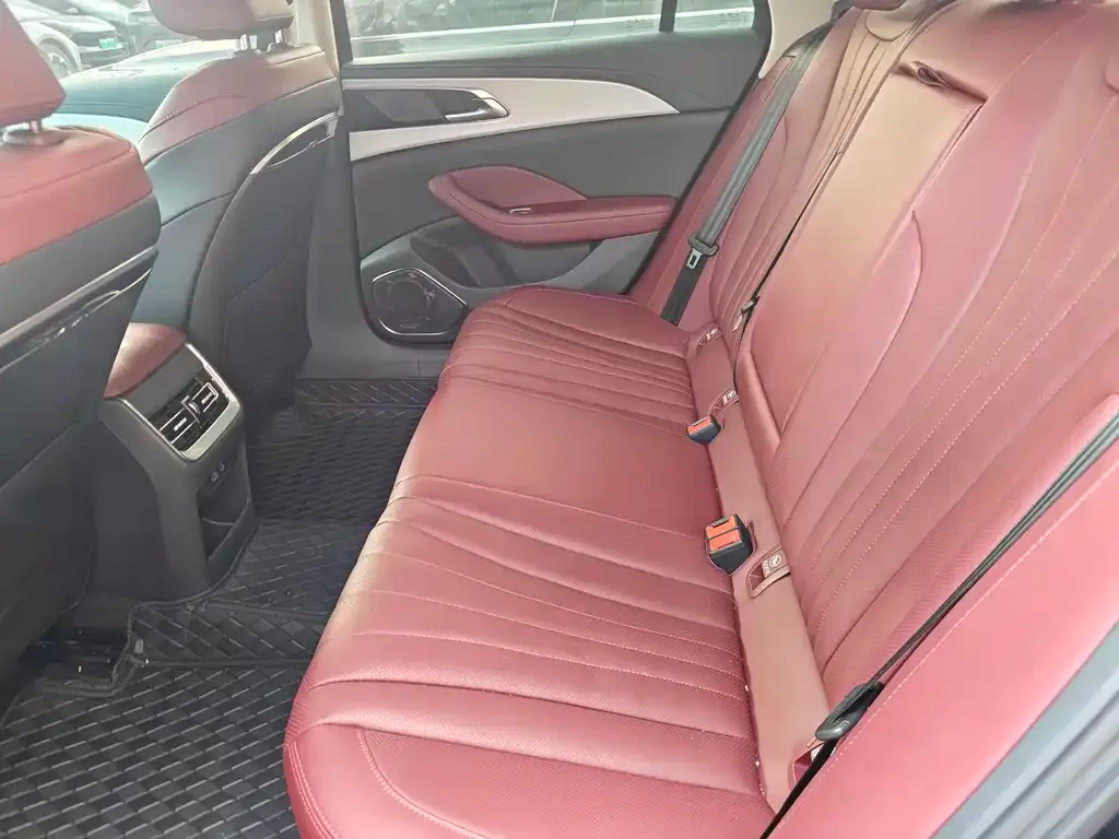 Hongqi H5 2025 из CN, фото 5