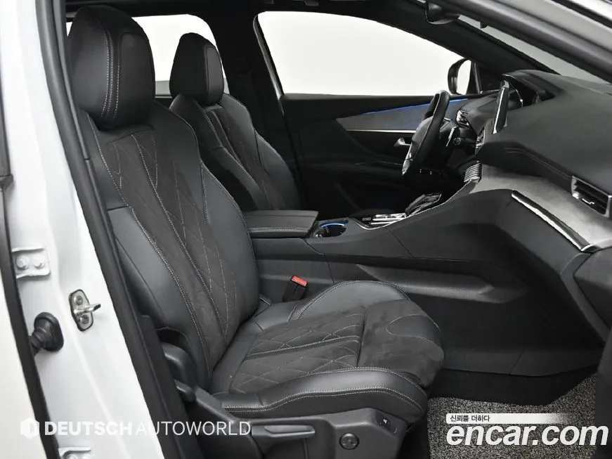 Peugeot 5008 2021 из KR, фото 5