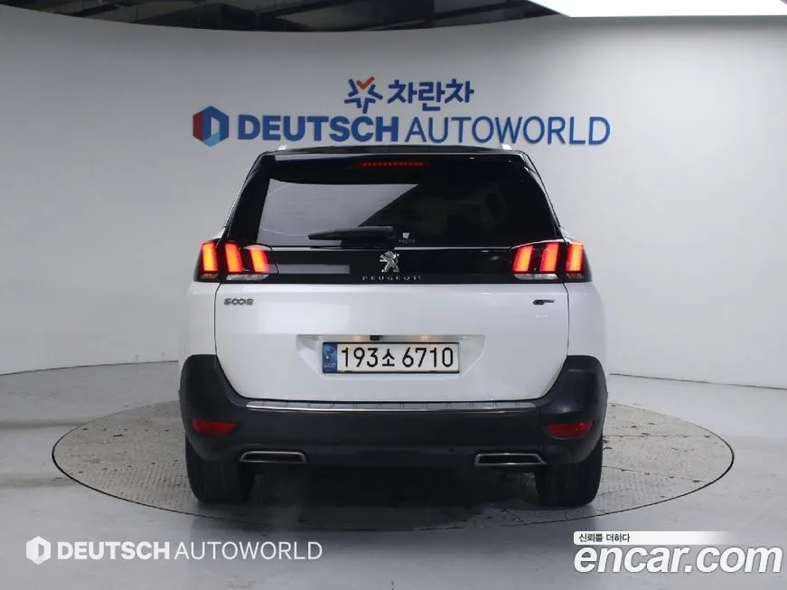 Peugeot 5008 2021 из KR, фото 2