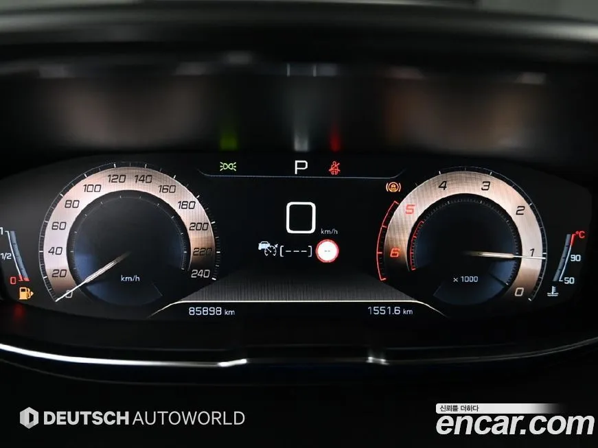 Peugeot 5008 2021 из KR, фото 3
