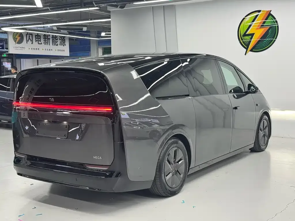 Li Auto MEGA 2024 из CN, фото 9