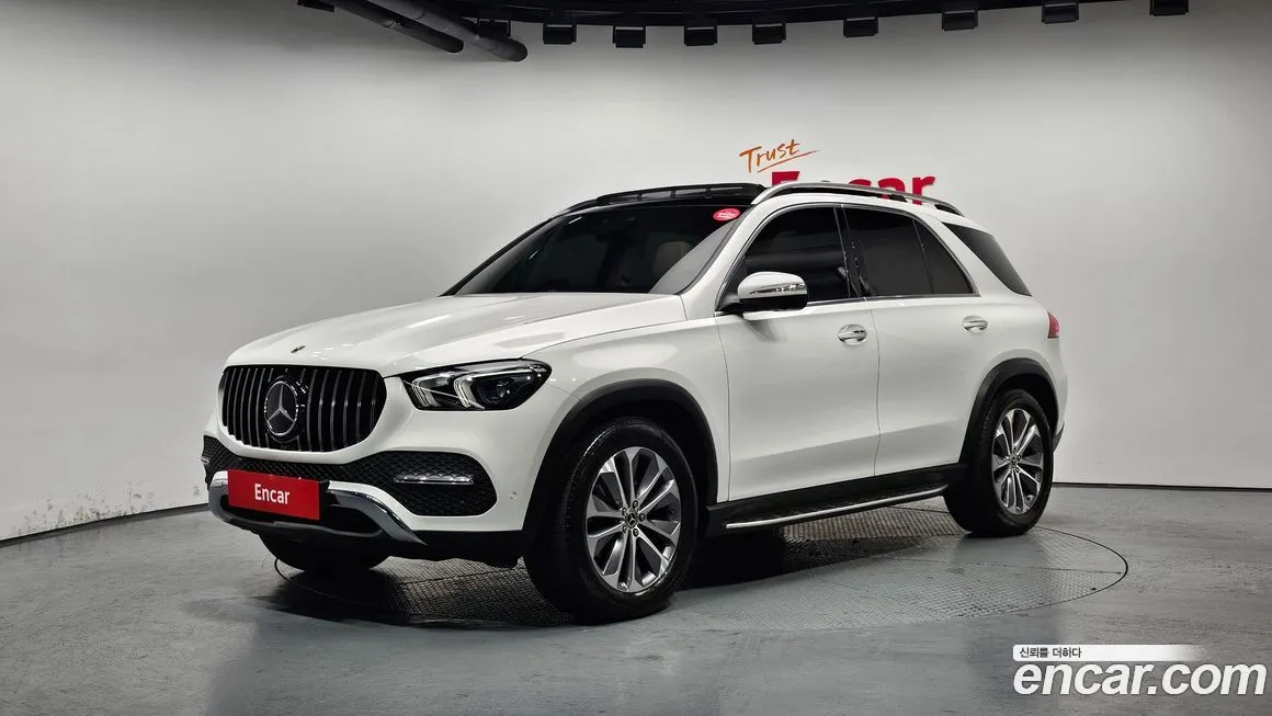Mercedes-Benz GLE-Class — фото 1