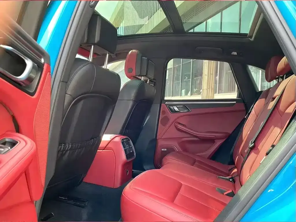 Porsche Macan 2023 из CN, фото 5
