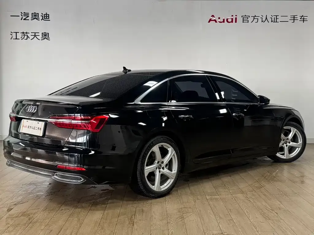 Audi A6L — фото 10