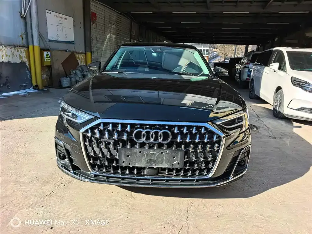 Audi A8 2023 из CN, фото 3