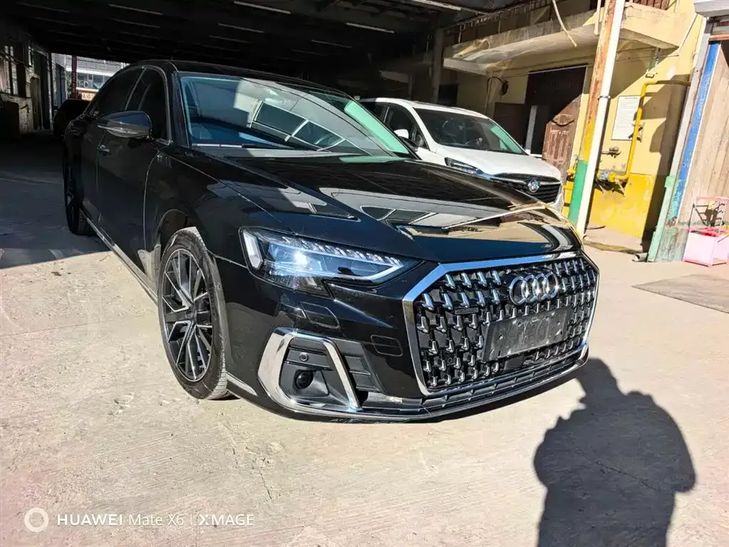 Audi A8 2023 из CN, фото 2