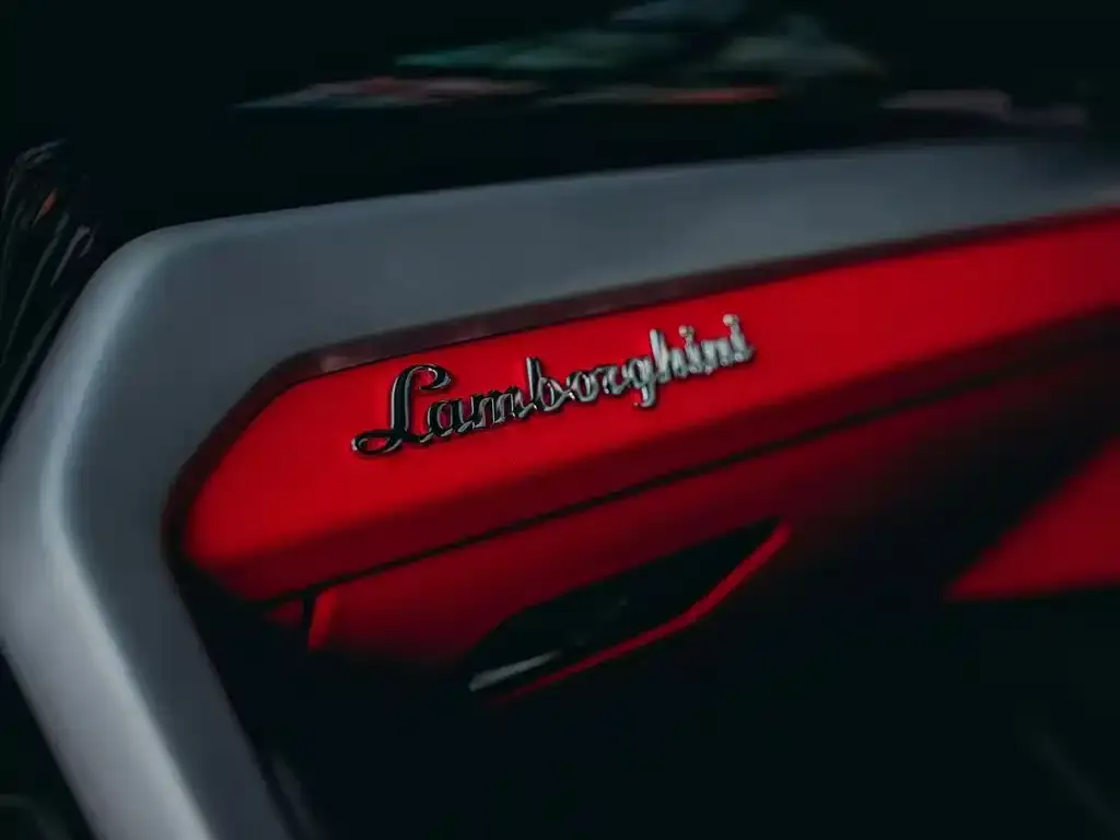 Lamborghini Urus — фото 5