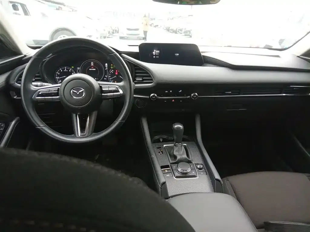 Mazda 3 Axela 2022 из CN, фото 3