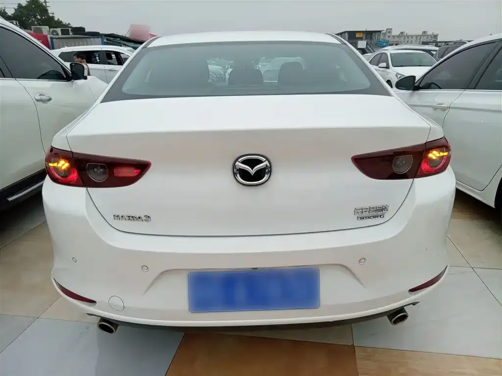 Mazda 3 Axela 2022 из CN, фото 4