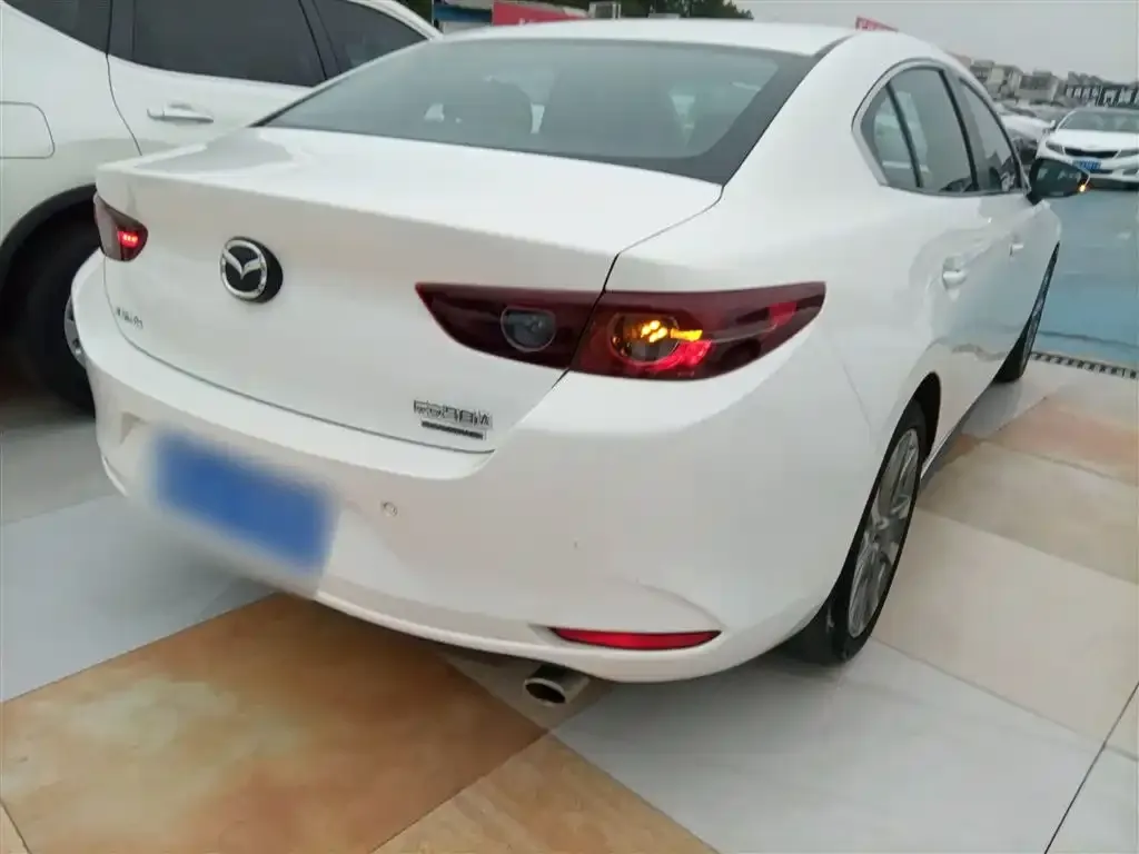 Mazda 3 Axela 2022 из CN, фото 5