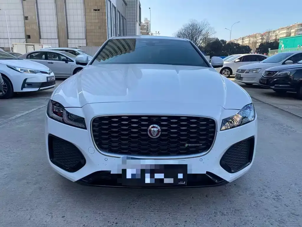 Jaguar XFL 2023 из CN, фото 9