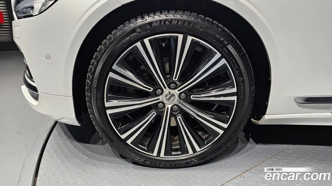 Volvo S90 2021 из KR, фото 5