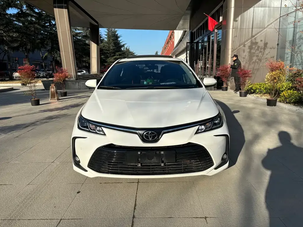 Toyota Corolla 2022 из CN, фото 5