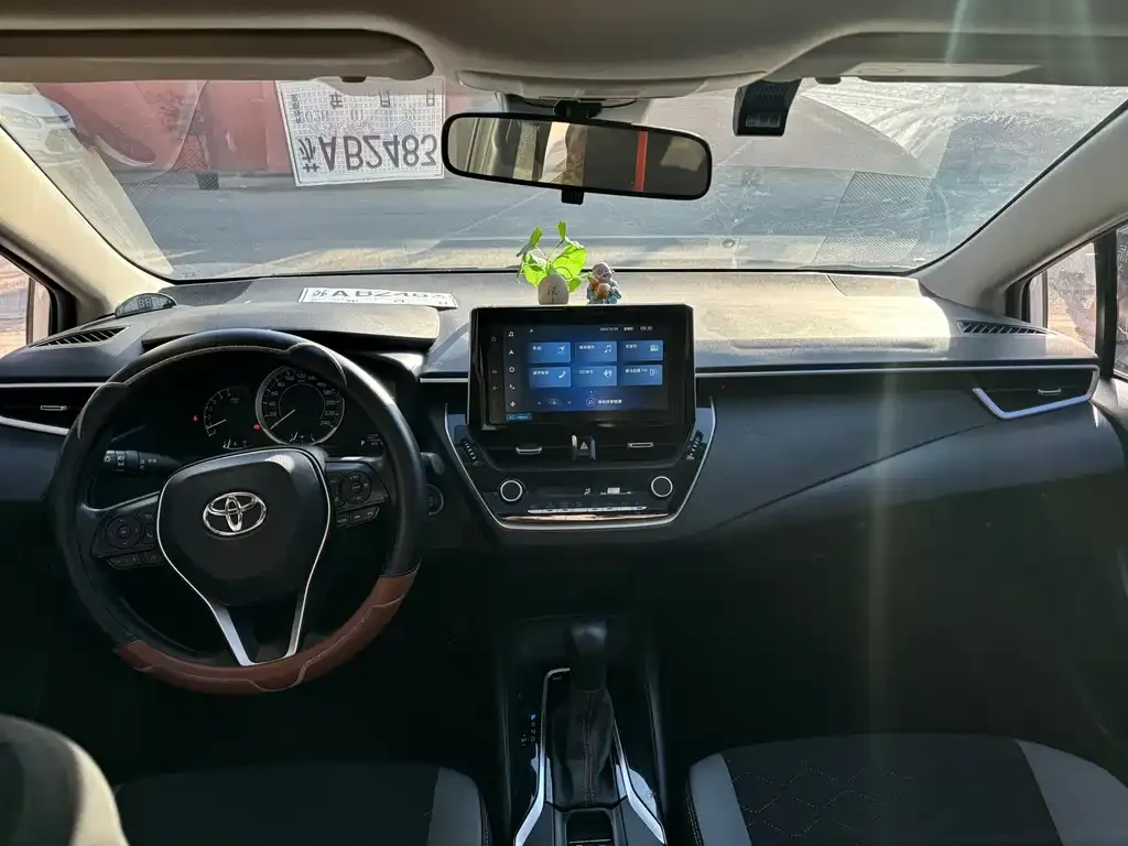 Toyota Corolla 2022 из CN, фото 8
