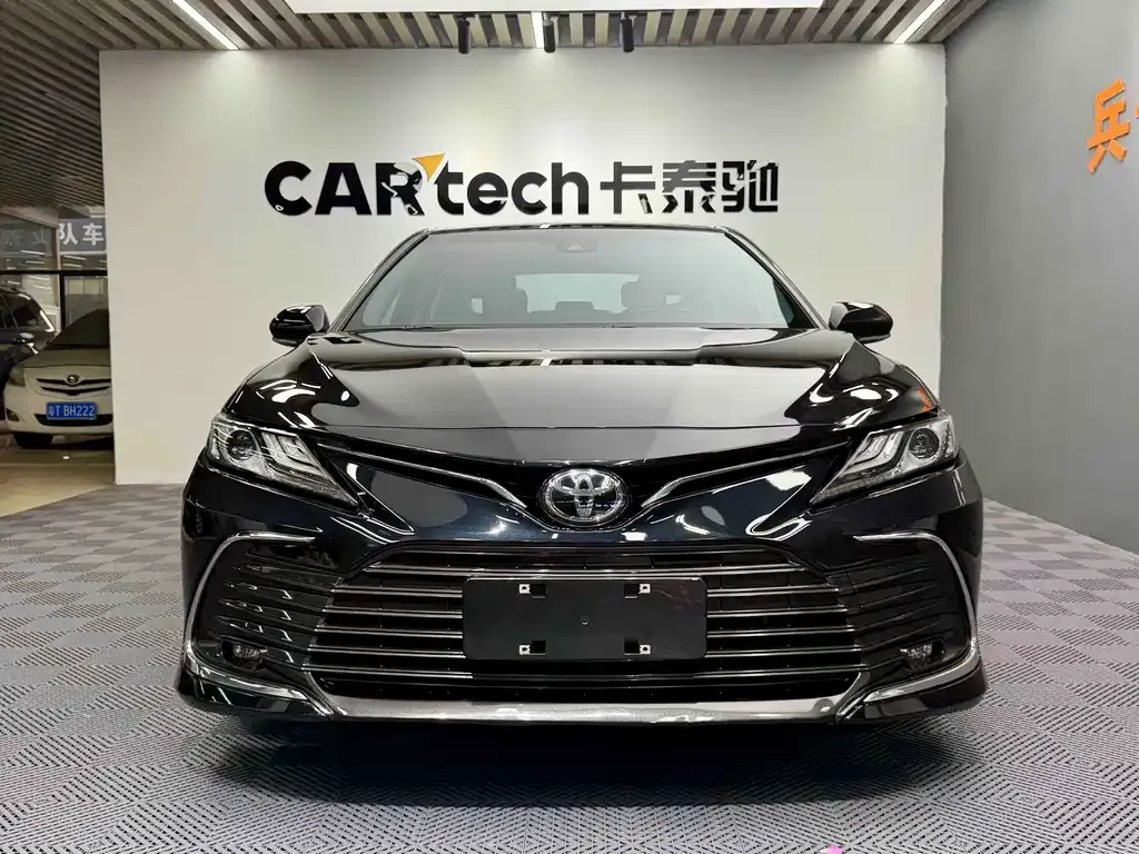 Toyota Camry 2022 из CN, фото 1