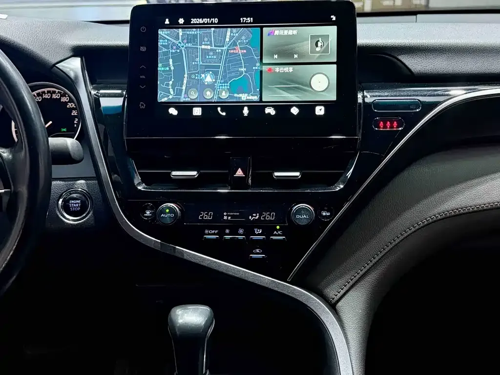 Toyota Camry 2022 из CN, фото 2
