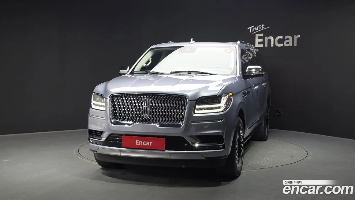 Lincoln Navigator