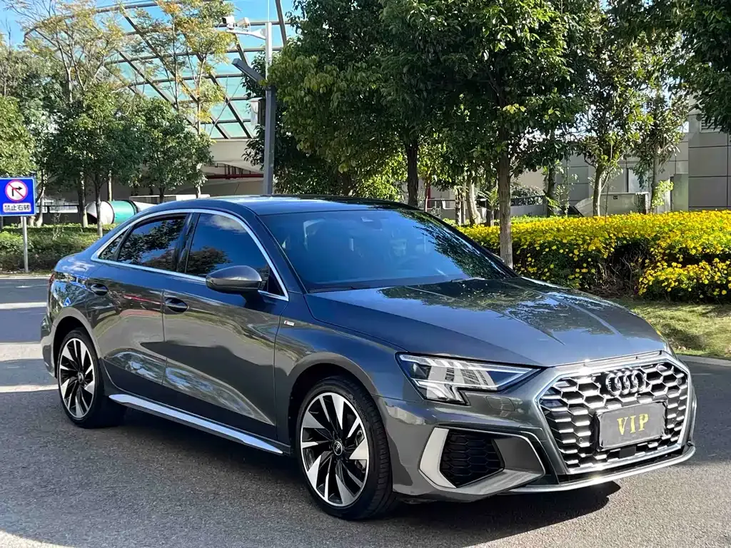Audi A3 2024 из CN, фото 2