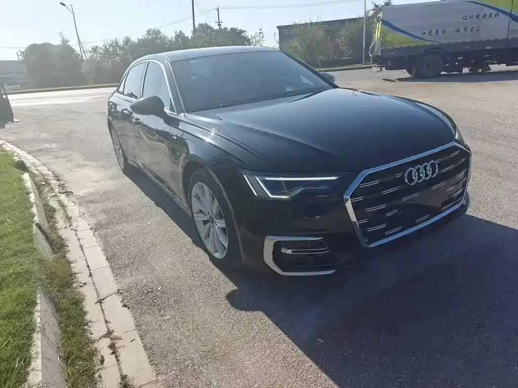 Audi A6L 2023 из CN, фото 1