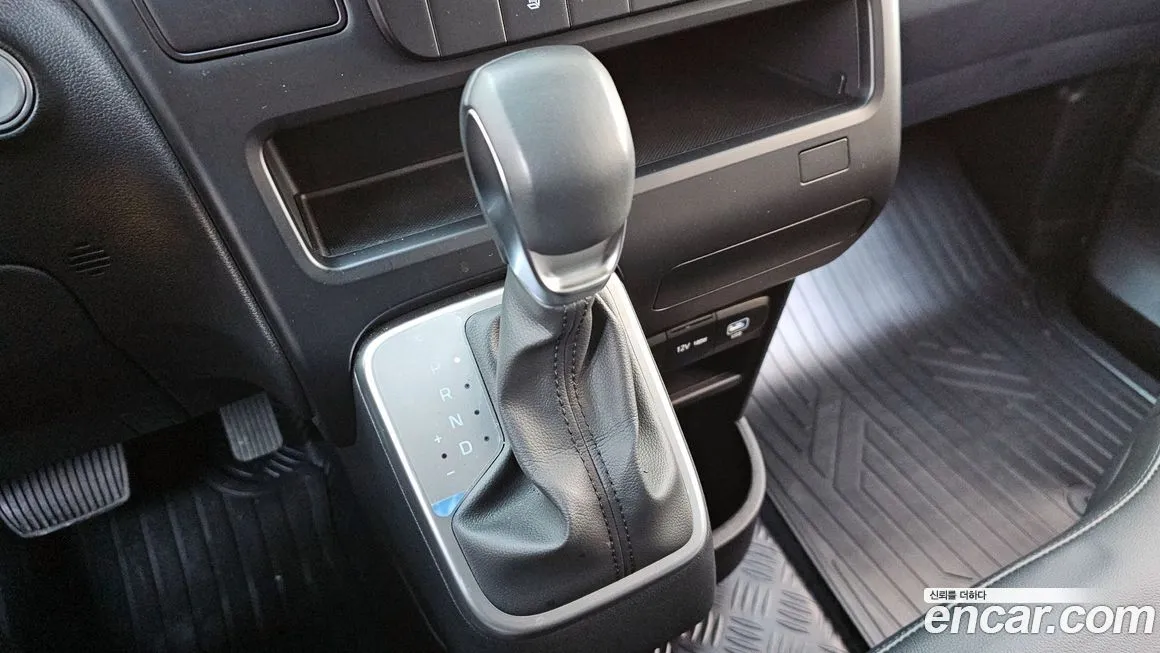 Hyundai Staria — фото 8