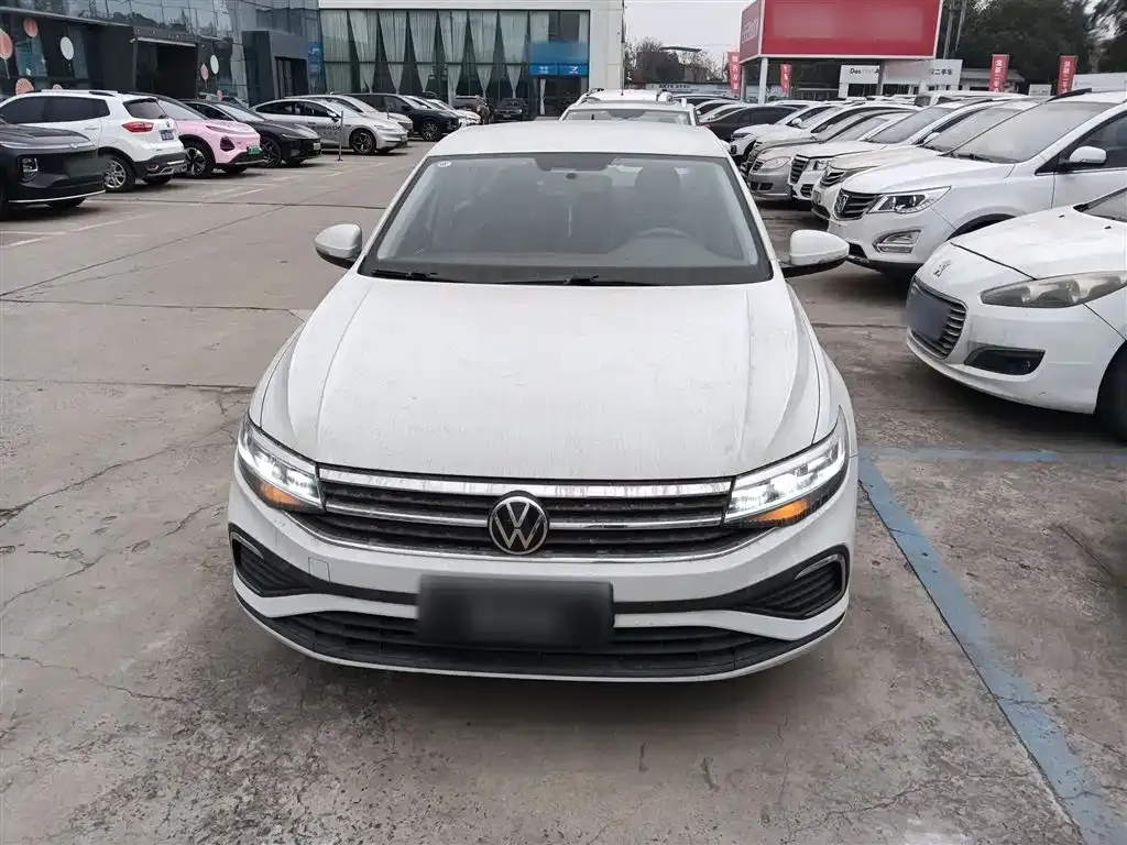 Volkswagen Bora 2024 из CN, фото 2