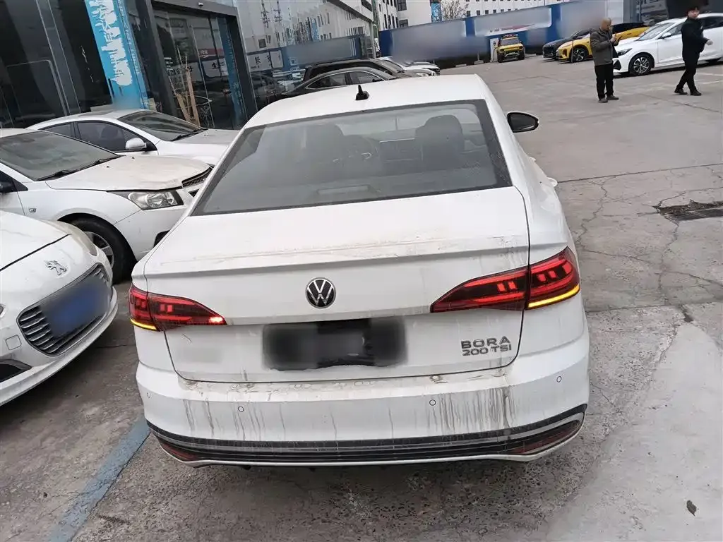Volkswagen Bora 2024 из CN, фото 10
