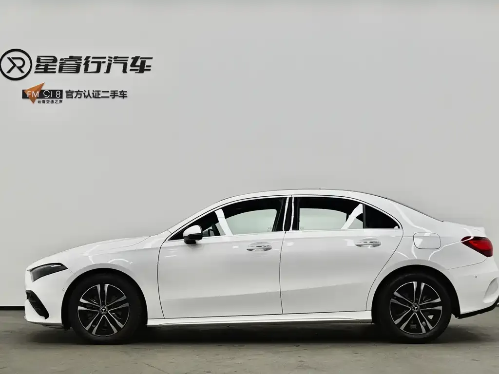 Mercedes-Benz A-Class 2024 из CN, фото 10