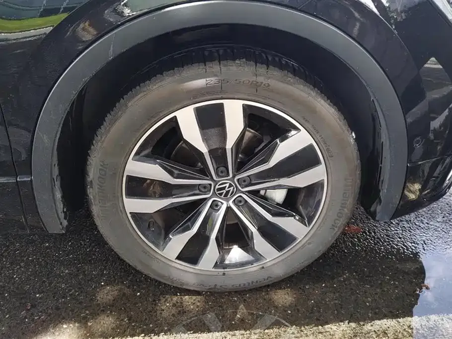 Volkswagen Tiguan L 2022 из CN, фото 9