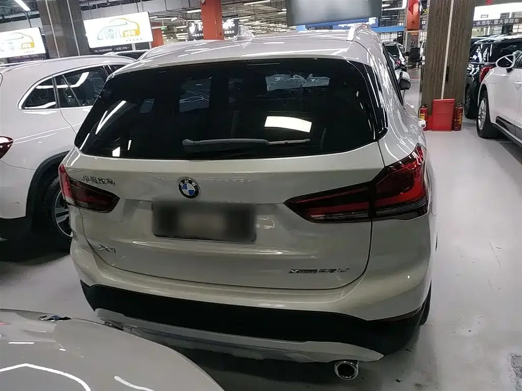 BMW X1 2021 из CN, фото 3
