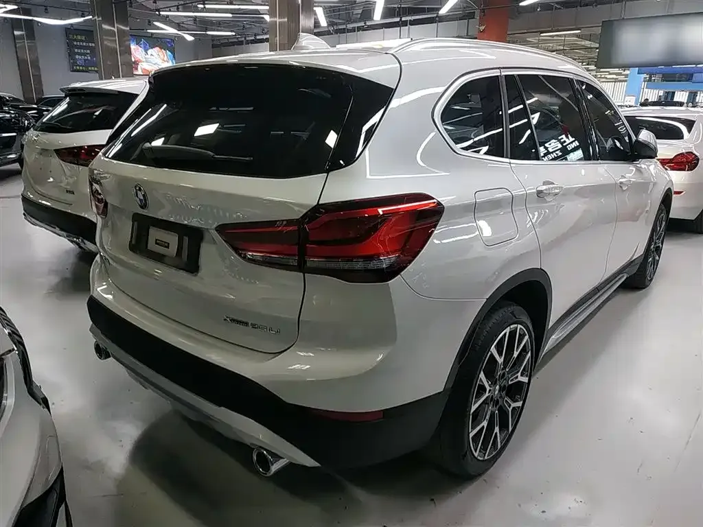 BMW X1 2021 из CN, фото 9