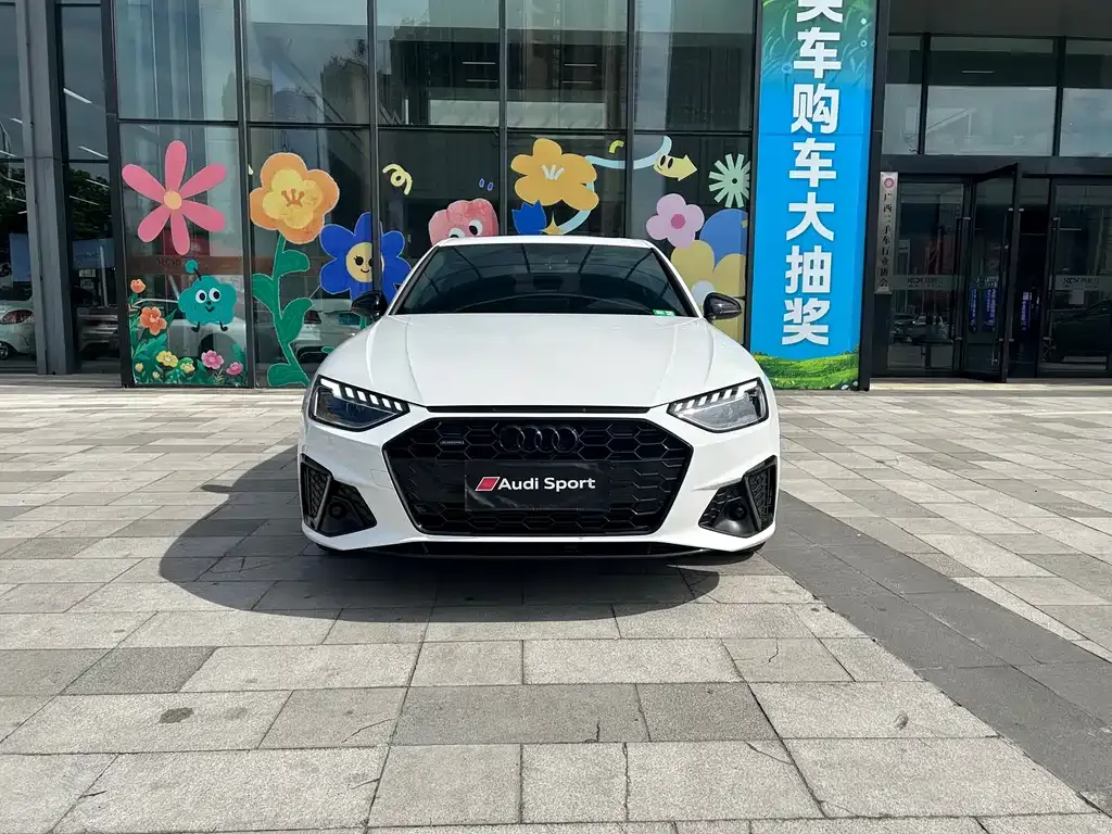 Audi A4L 2023 из CN, фото 8