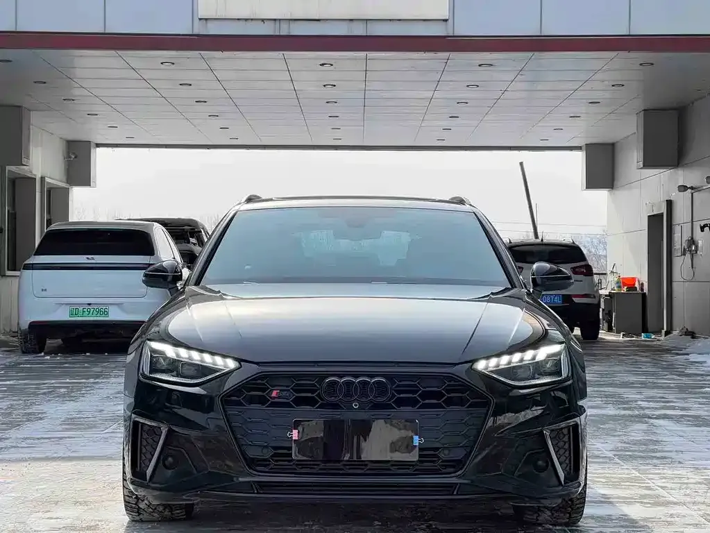 Audi S4 2024 из CN, фото 5