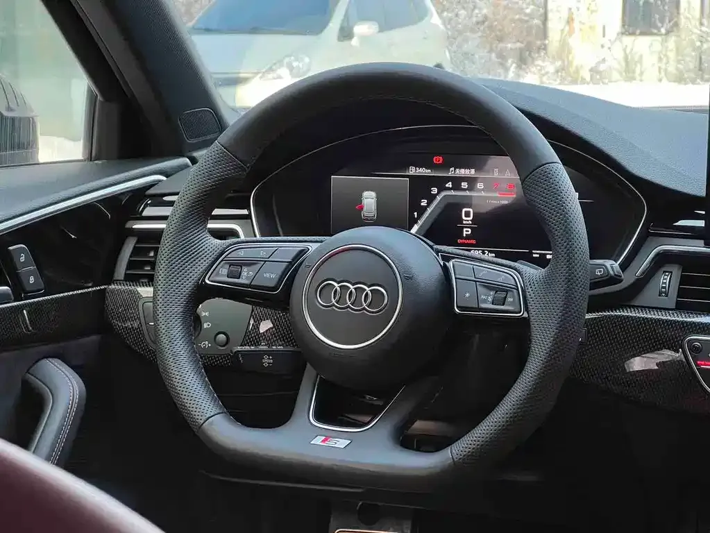 Audi S4 2024 из CN, фото 8