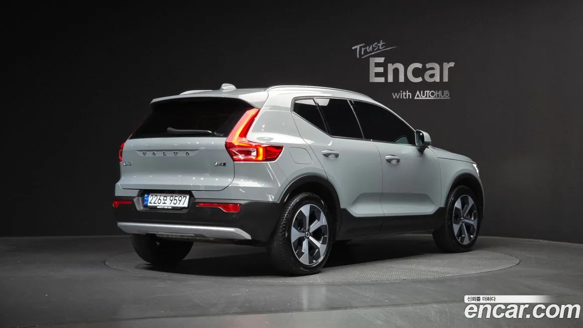 Volvo XC40 2025 из KR, фото 3