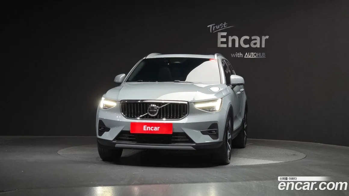 Volvo XC40 2025 из KR, фото 8