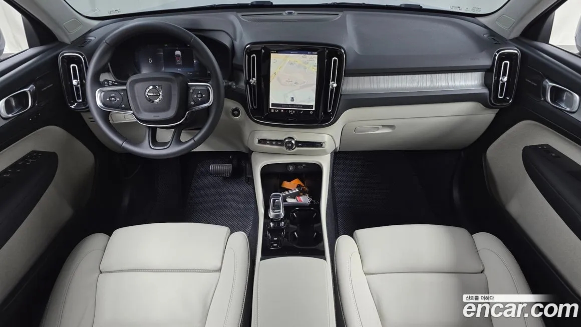 Volvo XC40 2025 из KR, фото 4