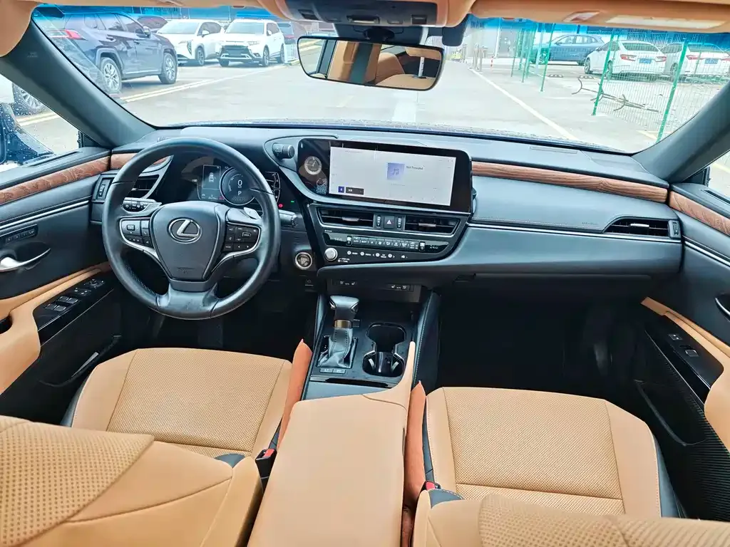 Lexus ES 2022 из CN, фото 8