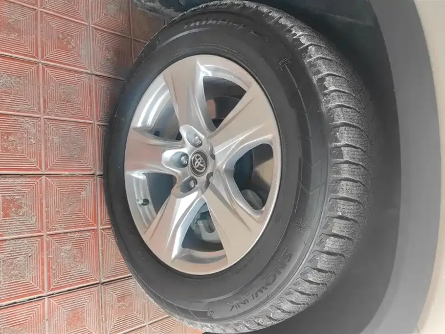 Toyota Highlander 2024 из CN, фото 7