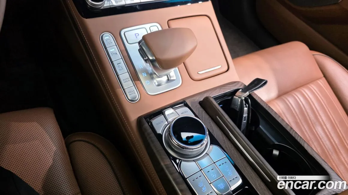 Genesis G90 — фото 8