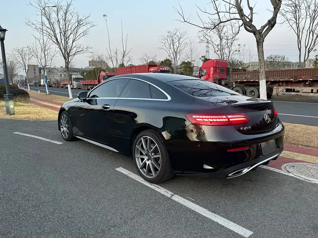 Mercedes-Benz E-Class (Import) 2023 из CN, фото 9