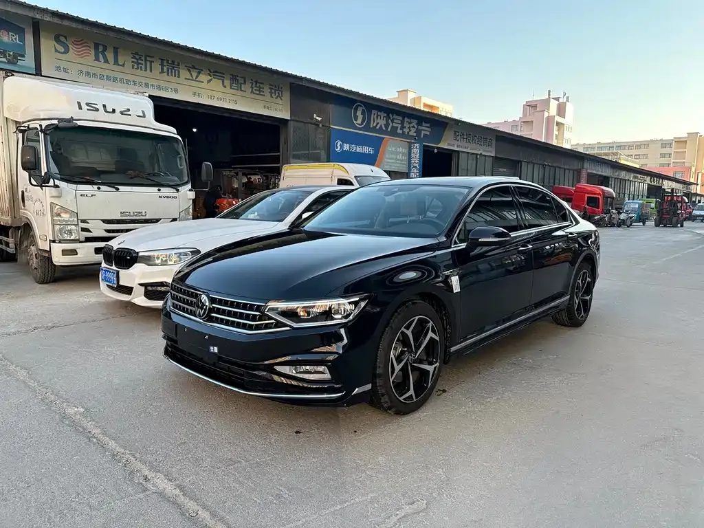 Volkswagen Magotan 2023 из CN, фото 1