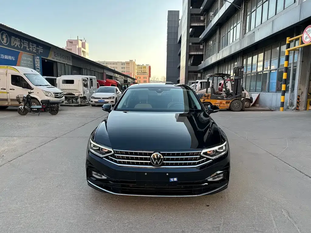 Volkswagen Magotan 2023 из CN, фото 3