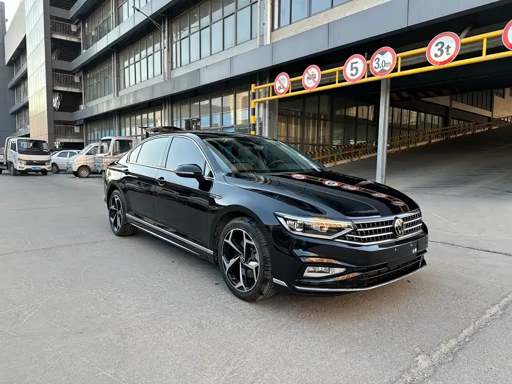 Volkswagen Magotan 2023 из CN, фото 6