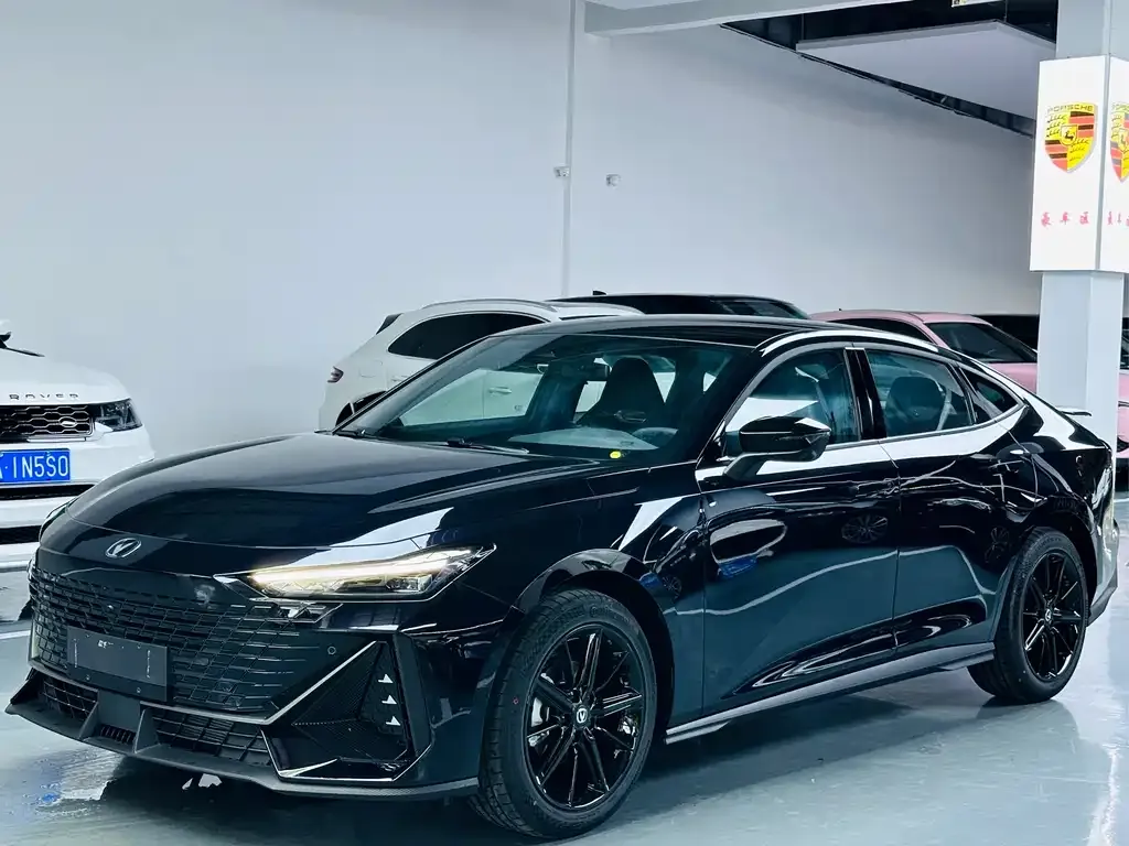 Changan UNI-V 2025 из CN, фото 1