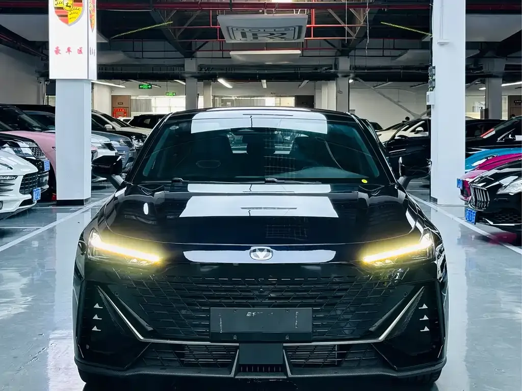 Changan UNI-V 2025 из CN, фото 2