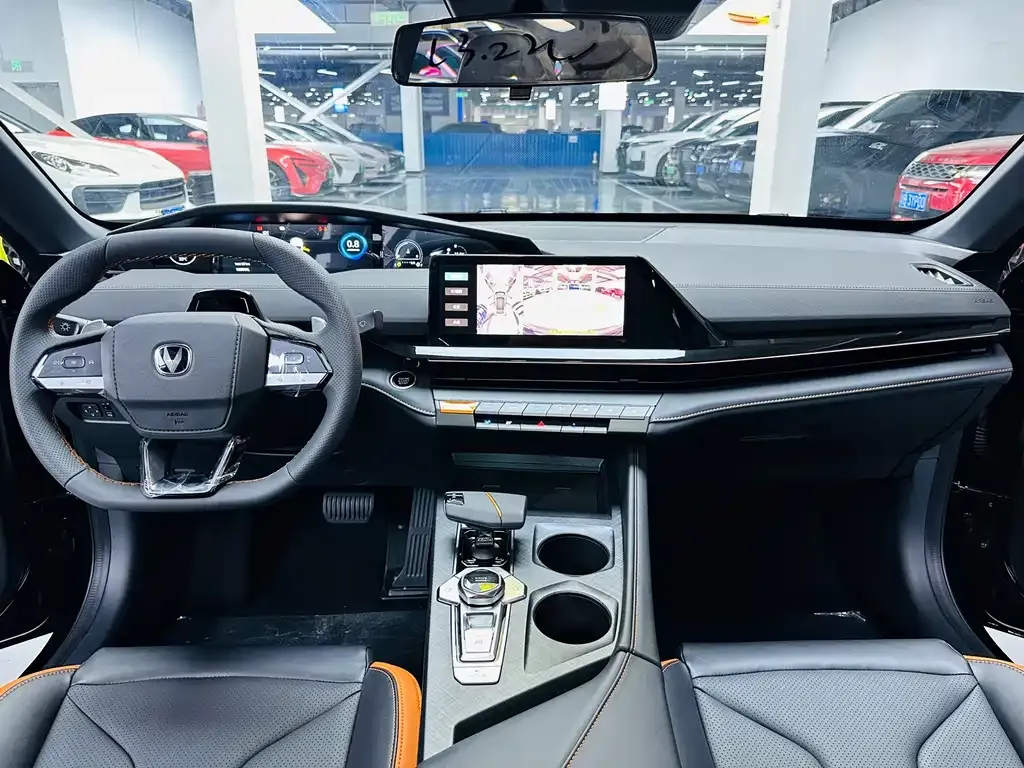 Changan UNI-V 2025 из CN, фото 6