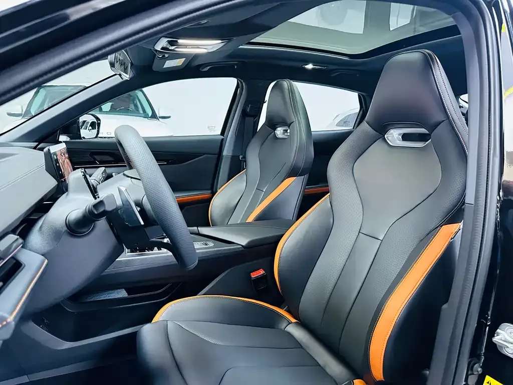 Changan UNI-V 2025 из CN, фото 9