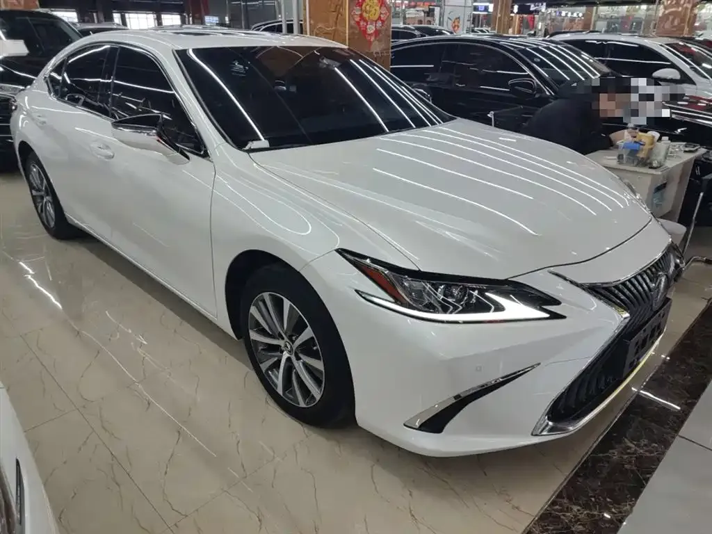 Lexus ES 2021 из CN, фото 6