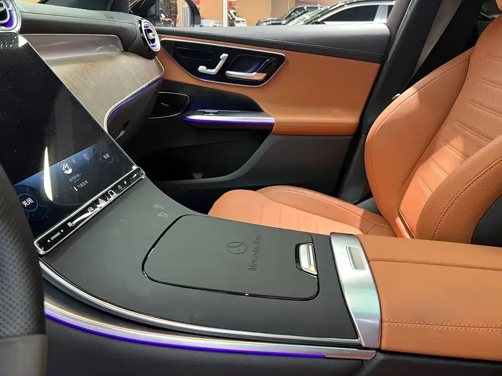 Mercedes-Benz GLC 2025 из CN, фото 2