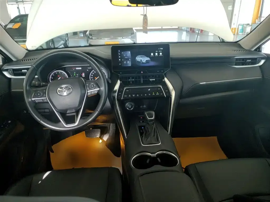 Toyota Venza 2024 из CN, фото 2